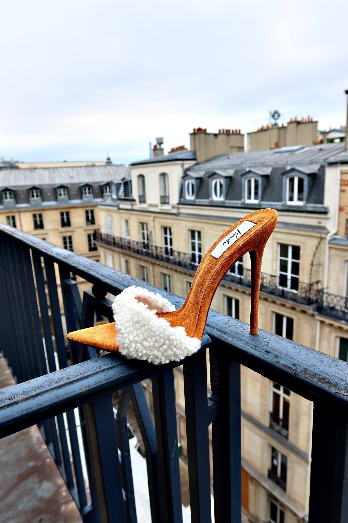 CHESNUT SUEDE SHEARLING MULES - Kandee