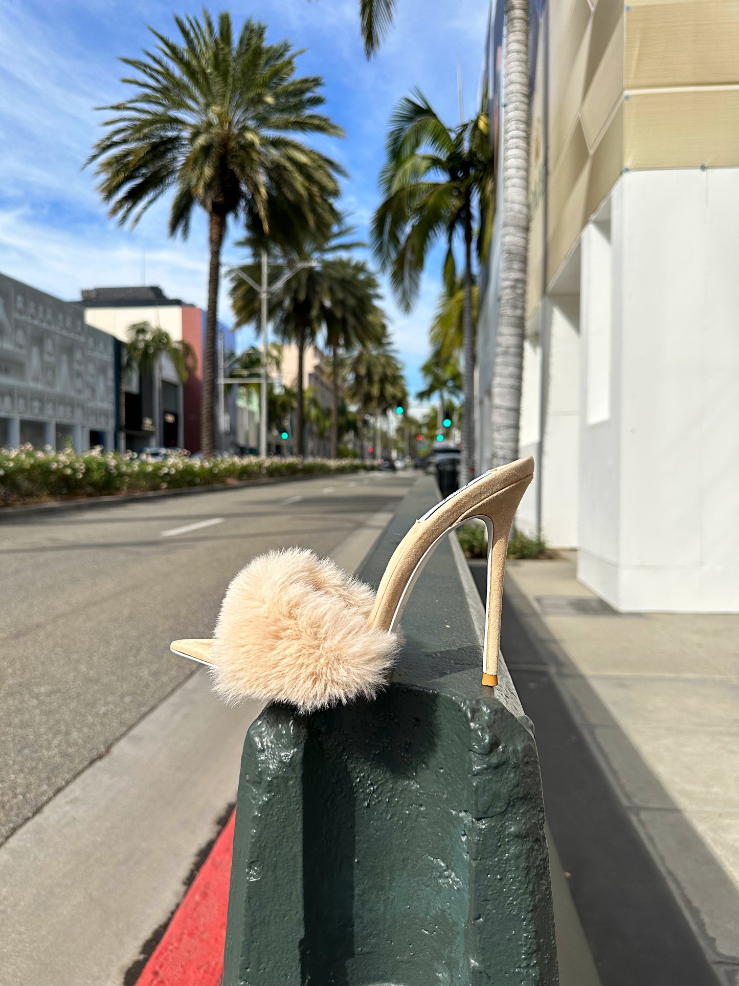VANILLA SUEDE MINK MULES