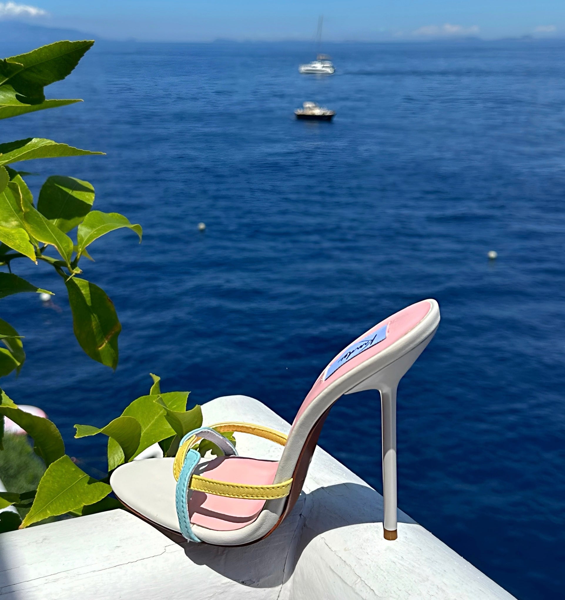 Marshmallow Sandals - Kandee