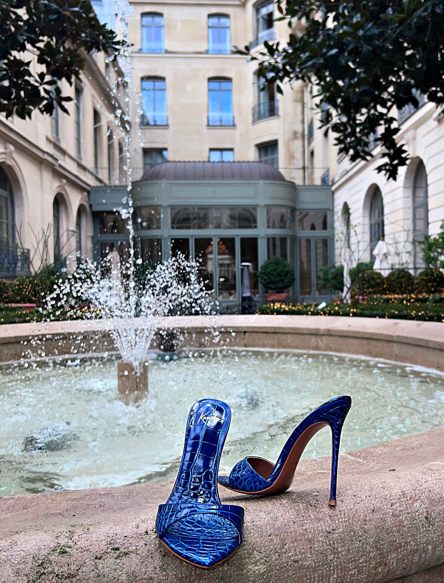 BLEU NUIT GLOSSY CROC MULE