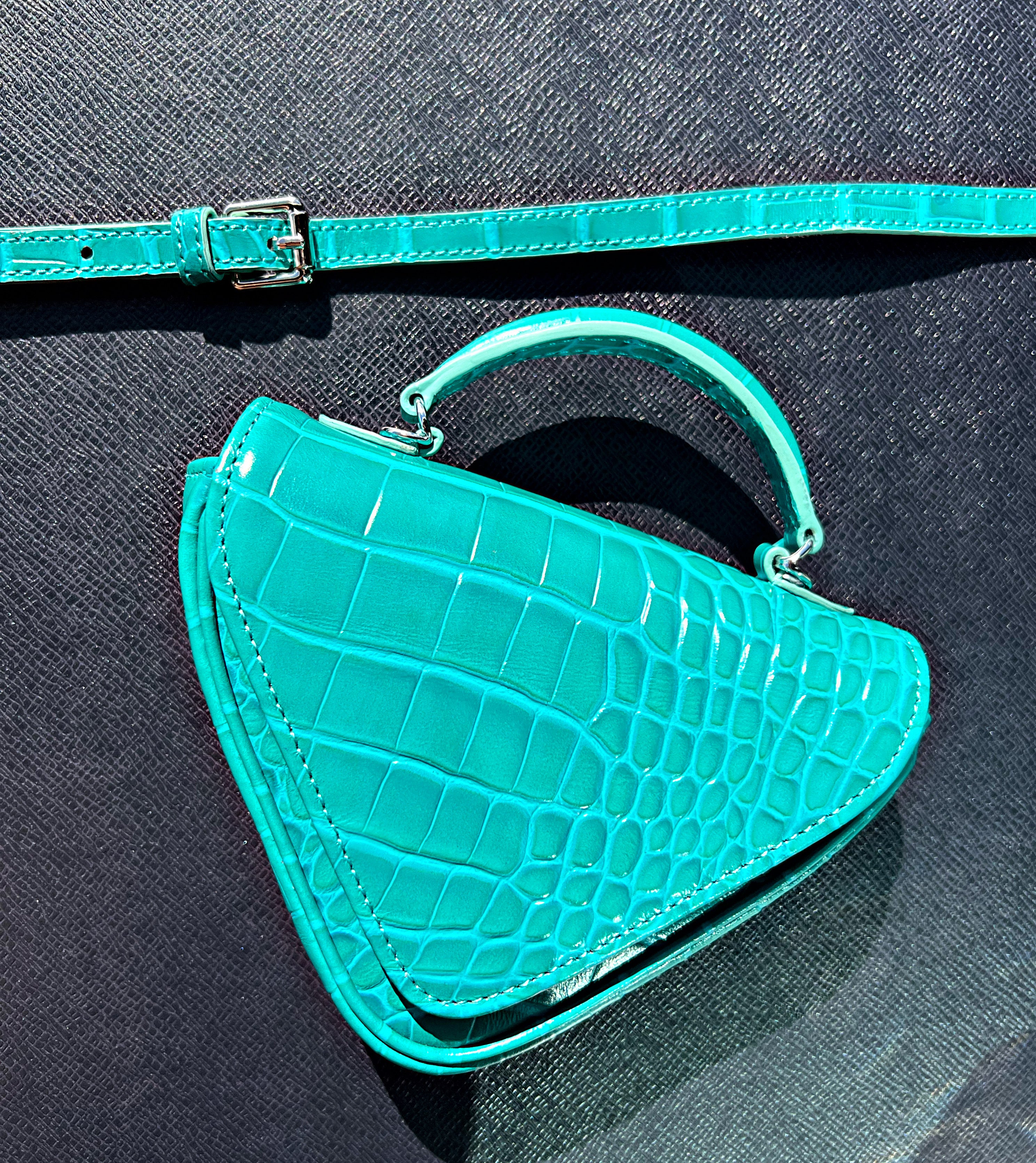 Wanda mini bag | Minibags | Women's | Ferragamo US