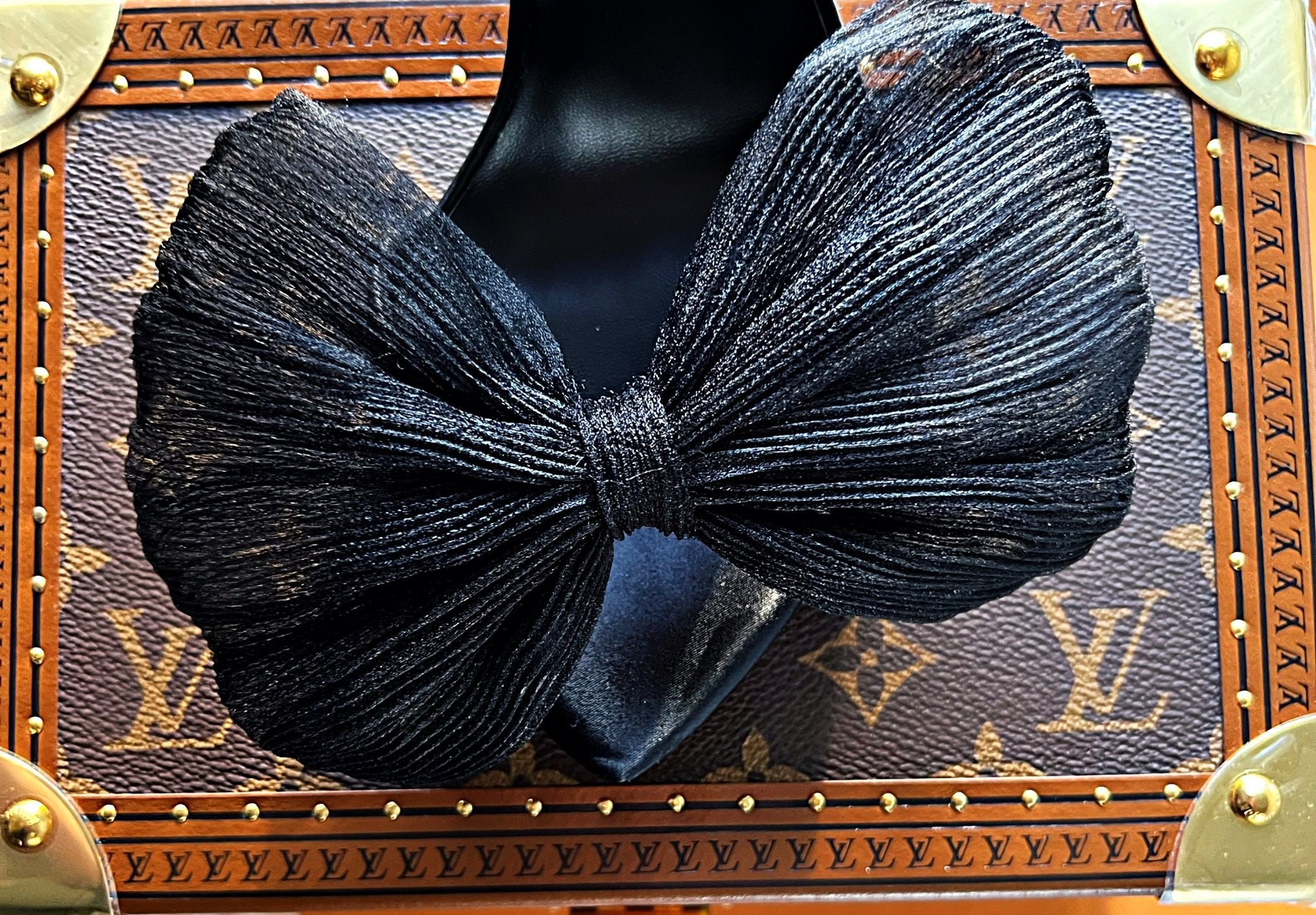 Jolie Bow Mules - Kandee